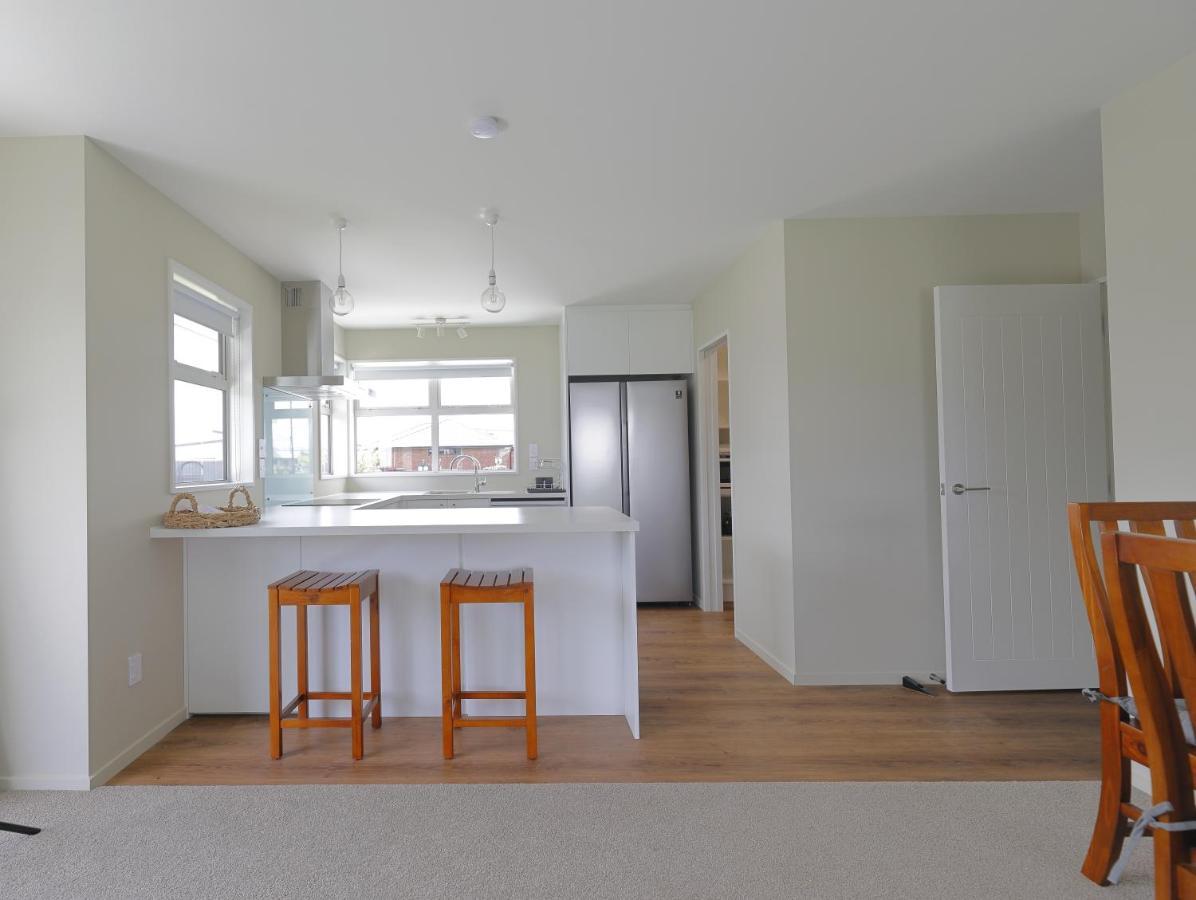 Fiordland Getaway - Te Anau Holiday Home Buitenkant foto